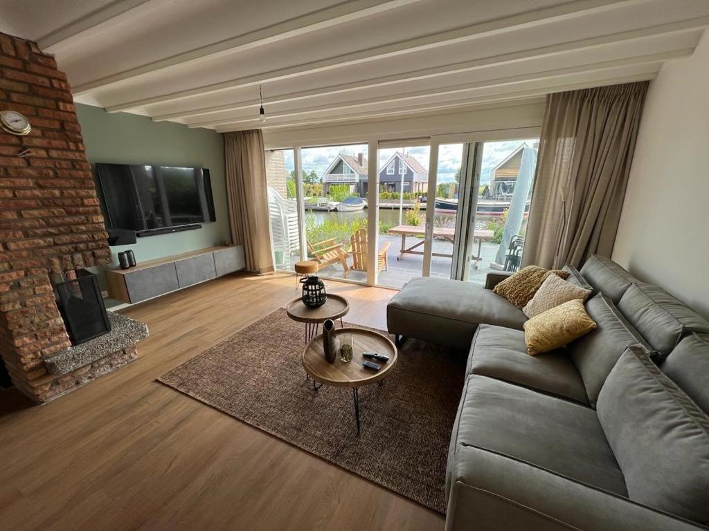 Aan Het Water Holiday home Indijk